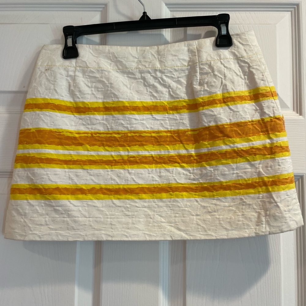 Trina Turk yellow mini skirt, perfect for spring! Size 4/small
